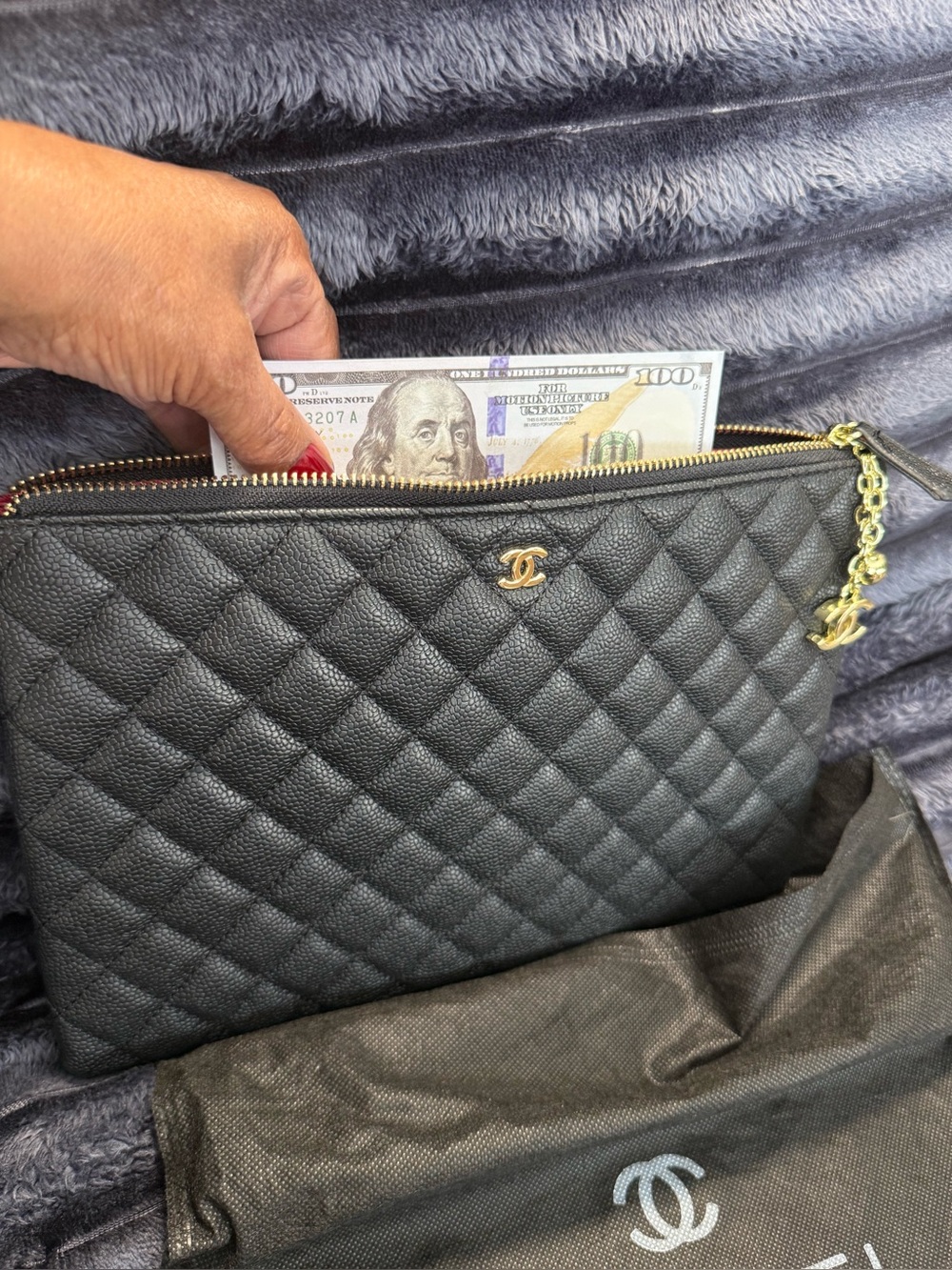 New Luxury Style Quilted Black Leather Large Clutch With Gold Charms - Picture 3 of 10
